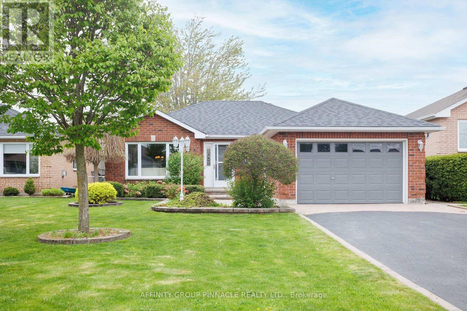 Kawartha Lakes (lindsay), ON K9V6H8,9 DORMER ROAD