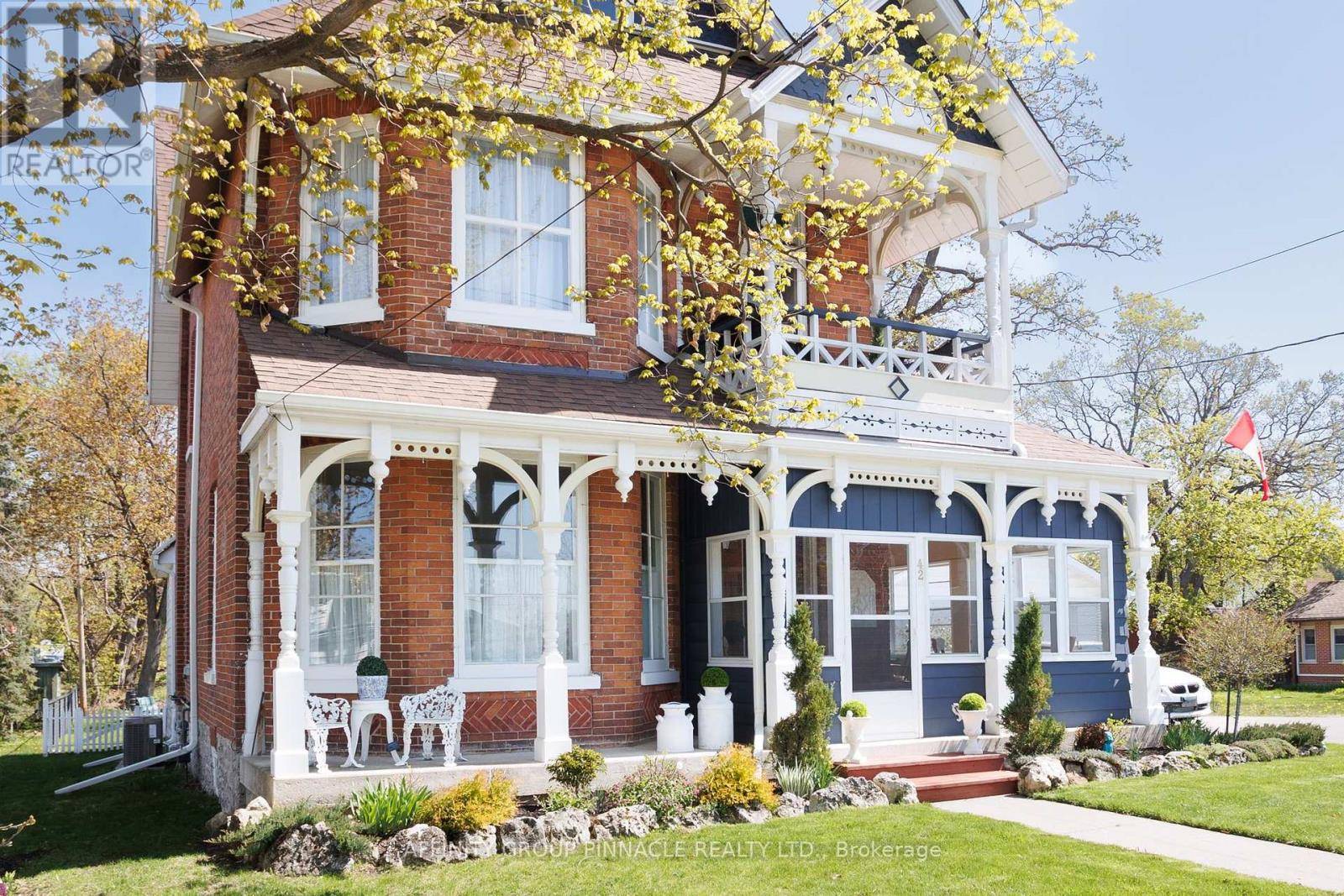 Kawartha Lakes (fenelon Falls), ON K0M1N0,42 OAK STREET