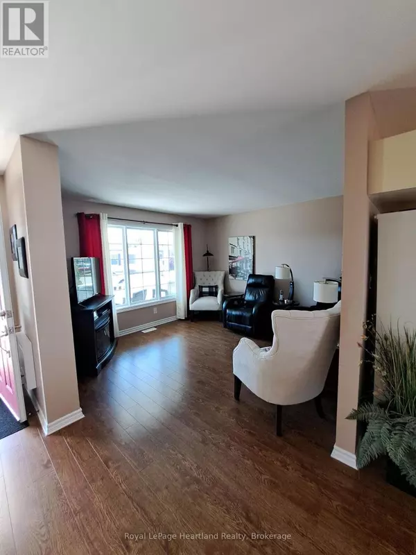 Strathroy-caradoc (se), ON N7G3P4,460 RICHARD CRESCENT