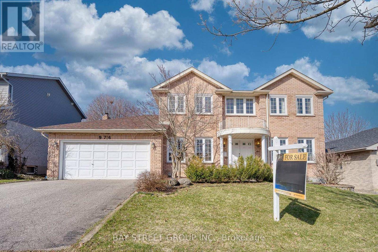 London South (south K), ON N6K3Z3,976 GRIFFITH STREET