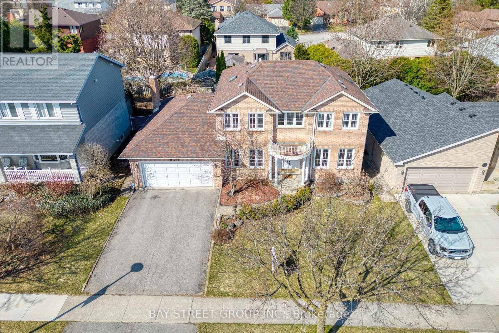 London South (south K), ON N6K3Z3,976 GRIFFITH STREET