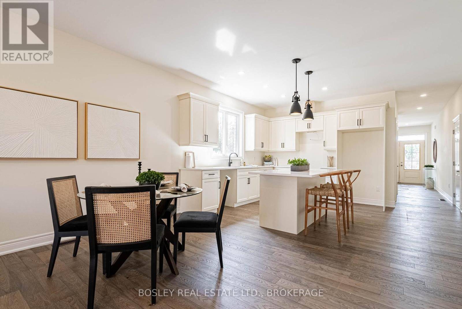 Fort Erie (ridgeway), ON L0S1N0,512 ROYAL RIDGE DRIVE