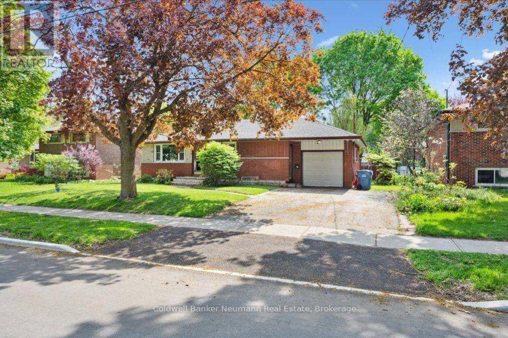 Guelph (junction/onward Willow), ON N1H5Z1,100 GUELPH STREET