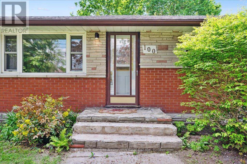 Guelph (junction/onward Willow), ON N1H5Z1,100 GUELPH STREET