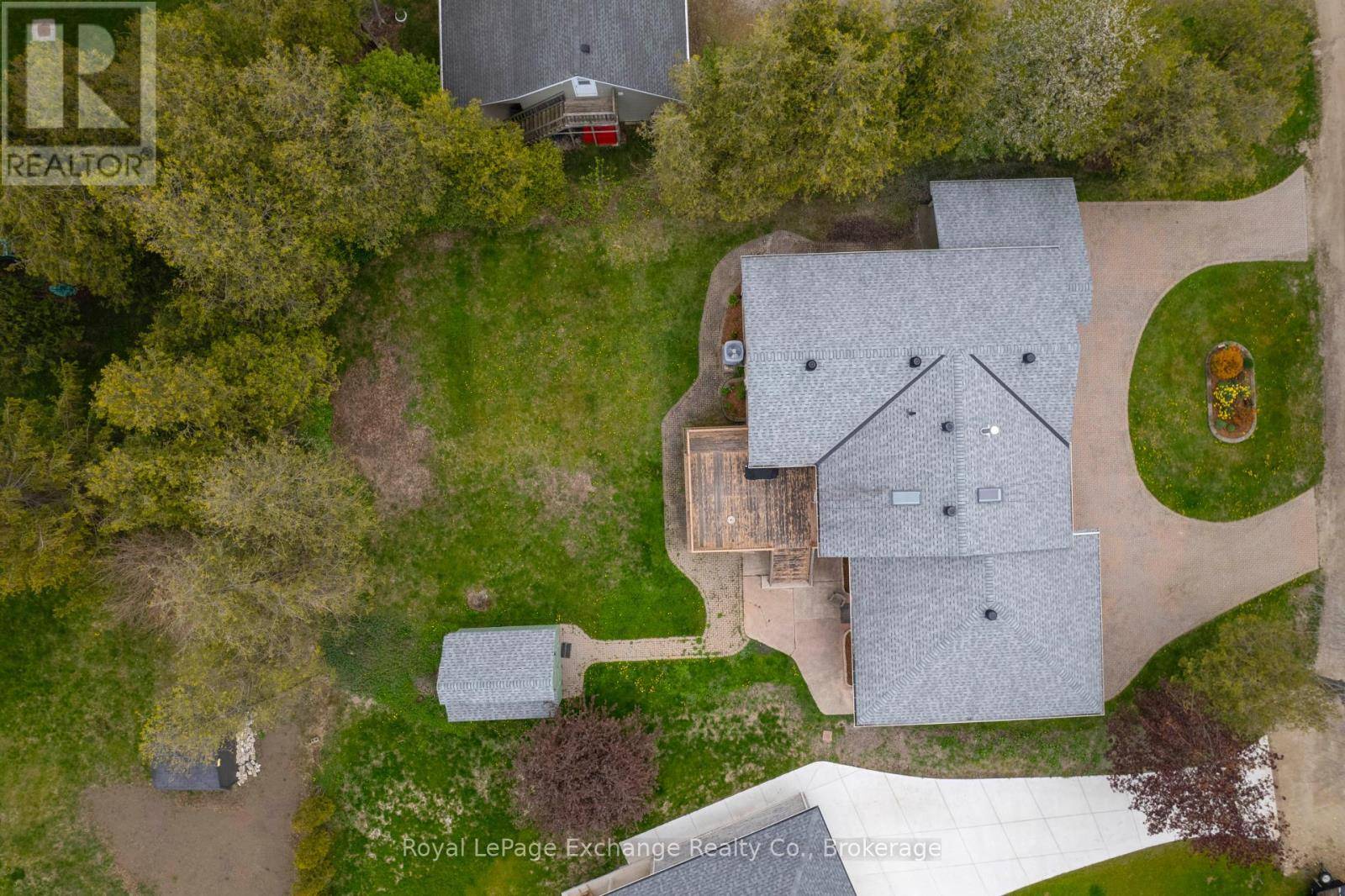 Huron-kinloss, ON N2Z0C7,128 WATERLOO STREET