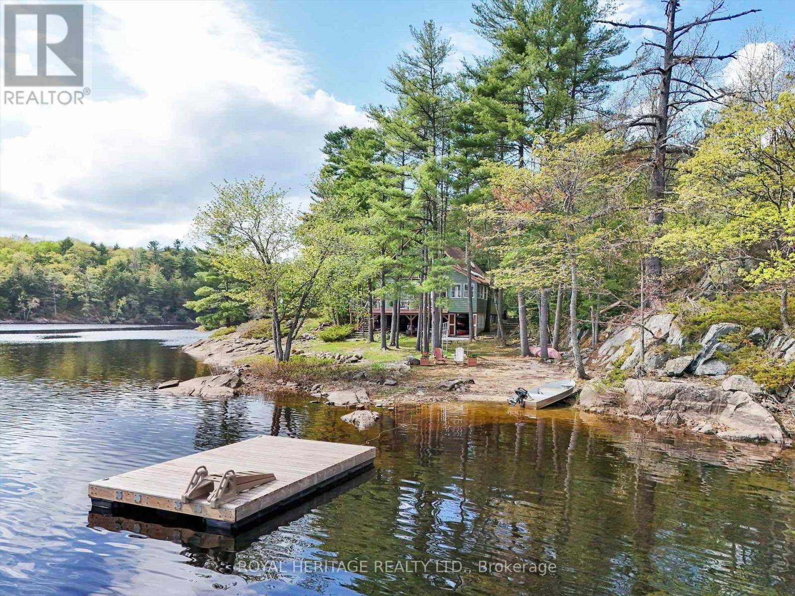 Georgian Bay (gibson), ON P0C1A0,1346 WAHTA #2 ROAD S