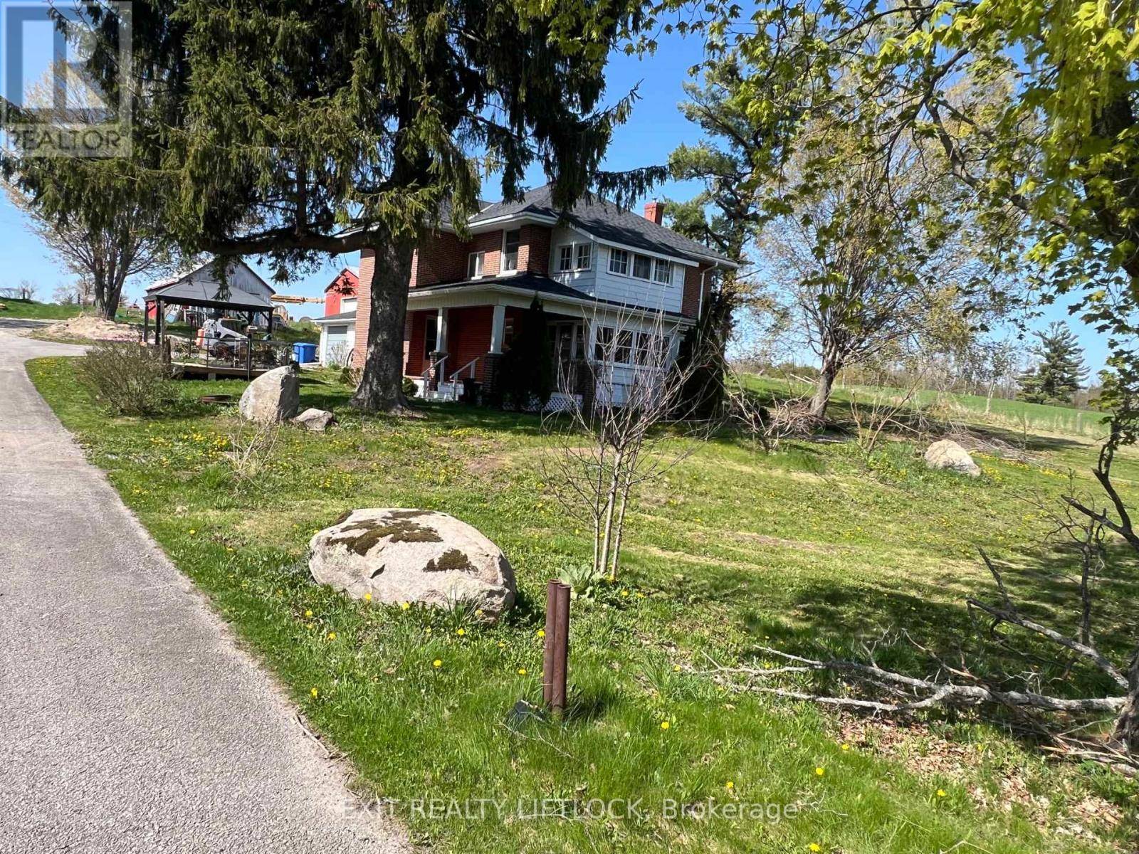 Kawartha Lakes (verulam), ON K0M1N0,1493 COUNTY RD 8