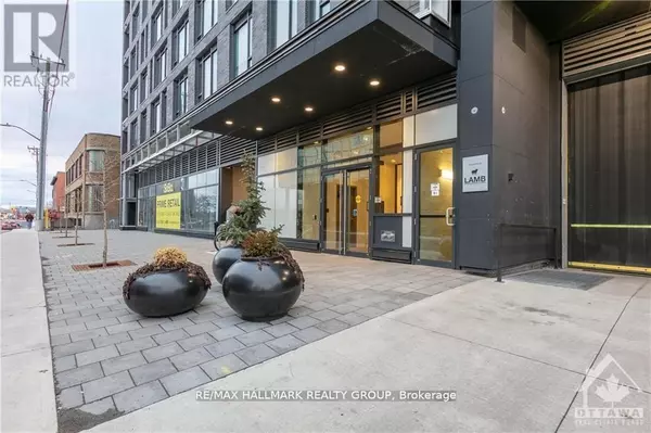Ottawa, ON K2P1C3,203 CATHERINE ST #707