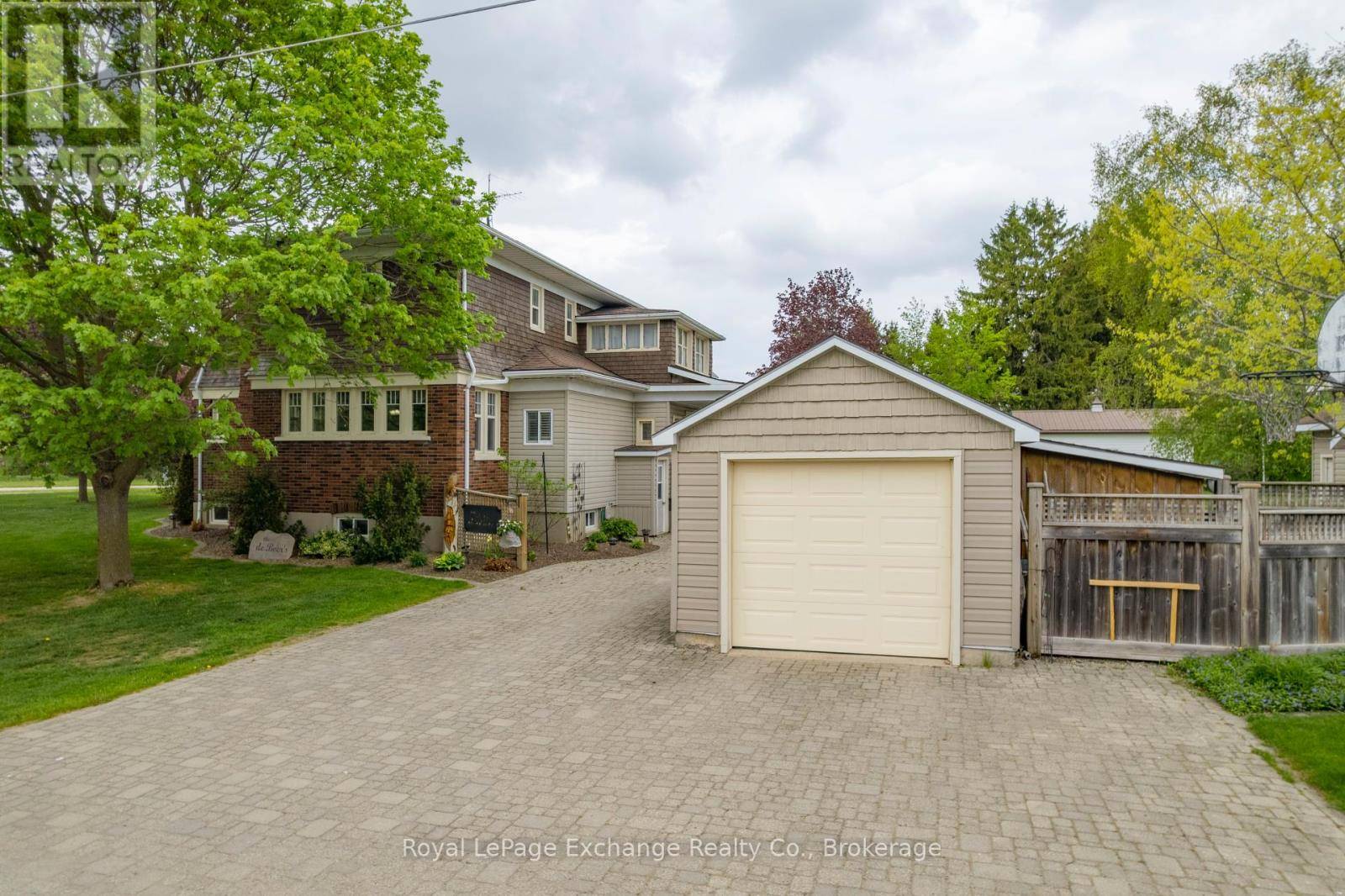 Huron-kinloss (lucknow), ON N0G2H0,357 ROSS STREET
