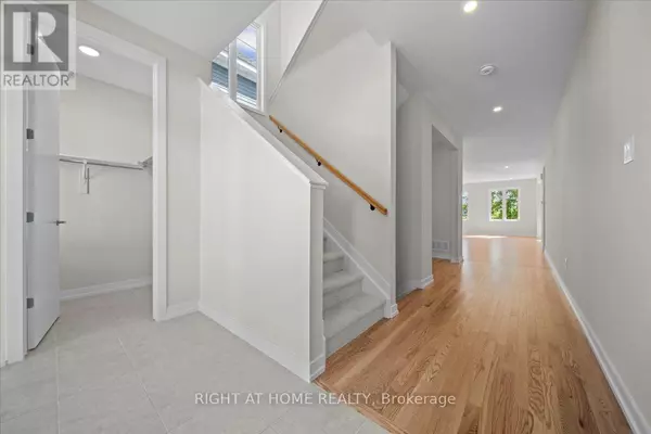 Ottawa, ON K0A2Z0,91 HACKAMORE CRESCENT