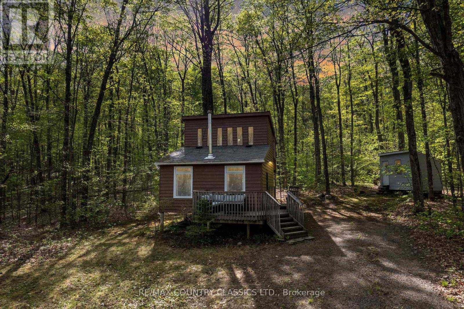 Faraday, ON K0L1C0,12 ALBION LAKE COURT