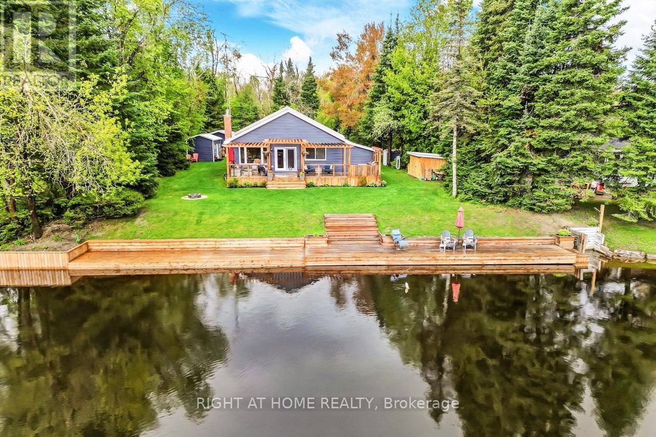 Kawartha Lakes (fenelon Falls), ON K0M1N0,54 RIVERBANK ROAD