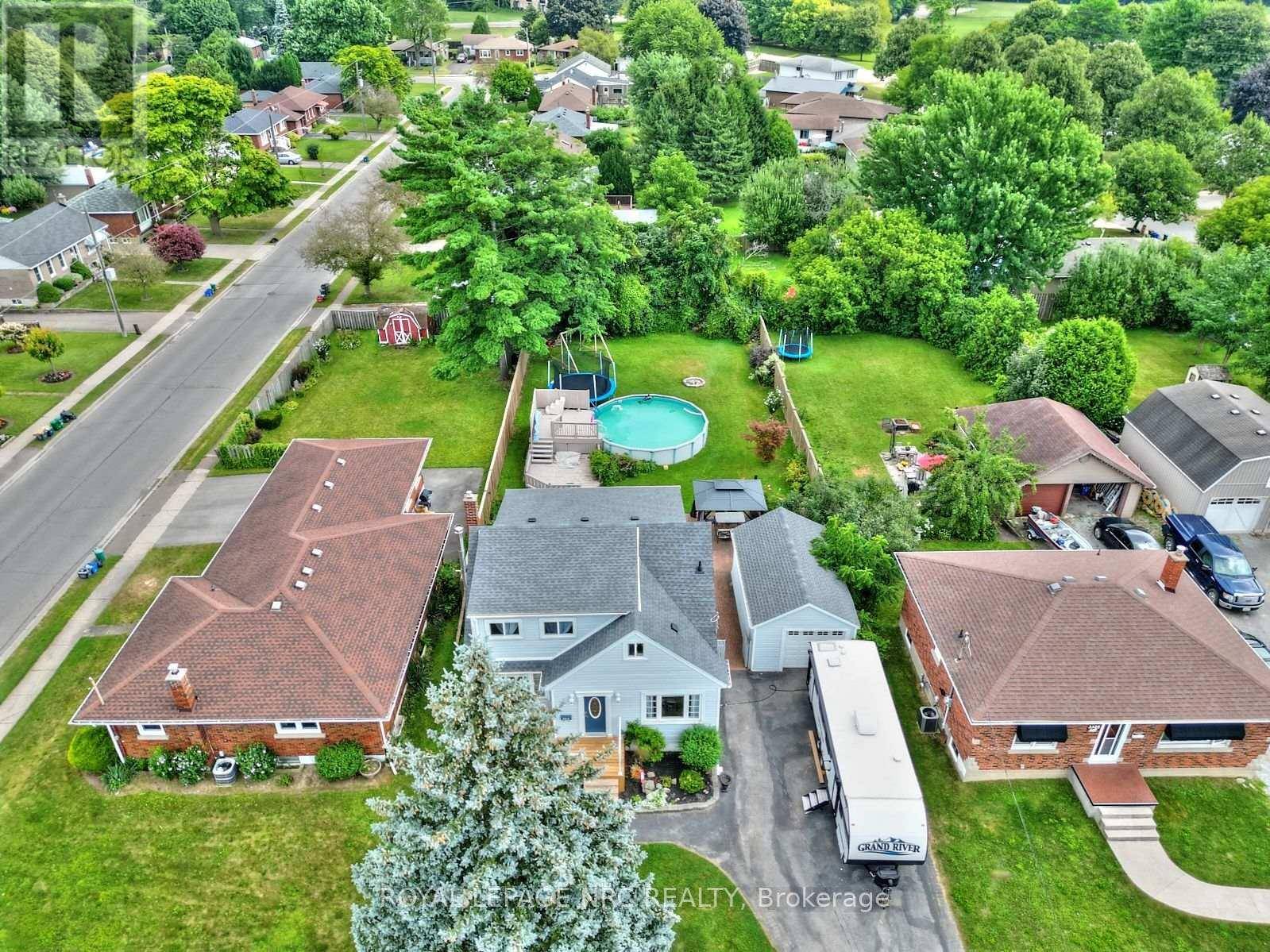Niagara Falls (church's Lane), ON L2J2G3,3318 SINNICKS AVENUE