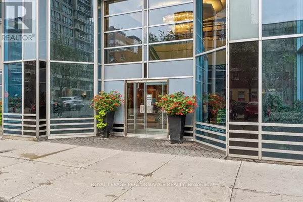 Ottawa, ON K1N9M2,160 George ST #405