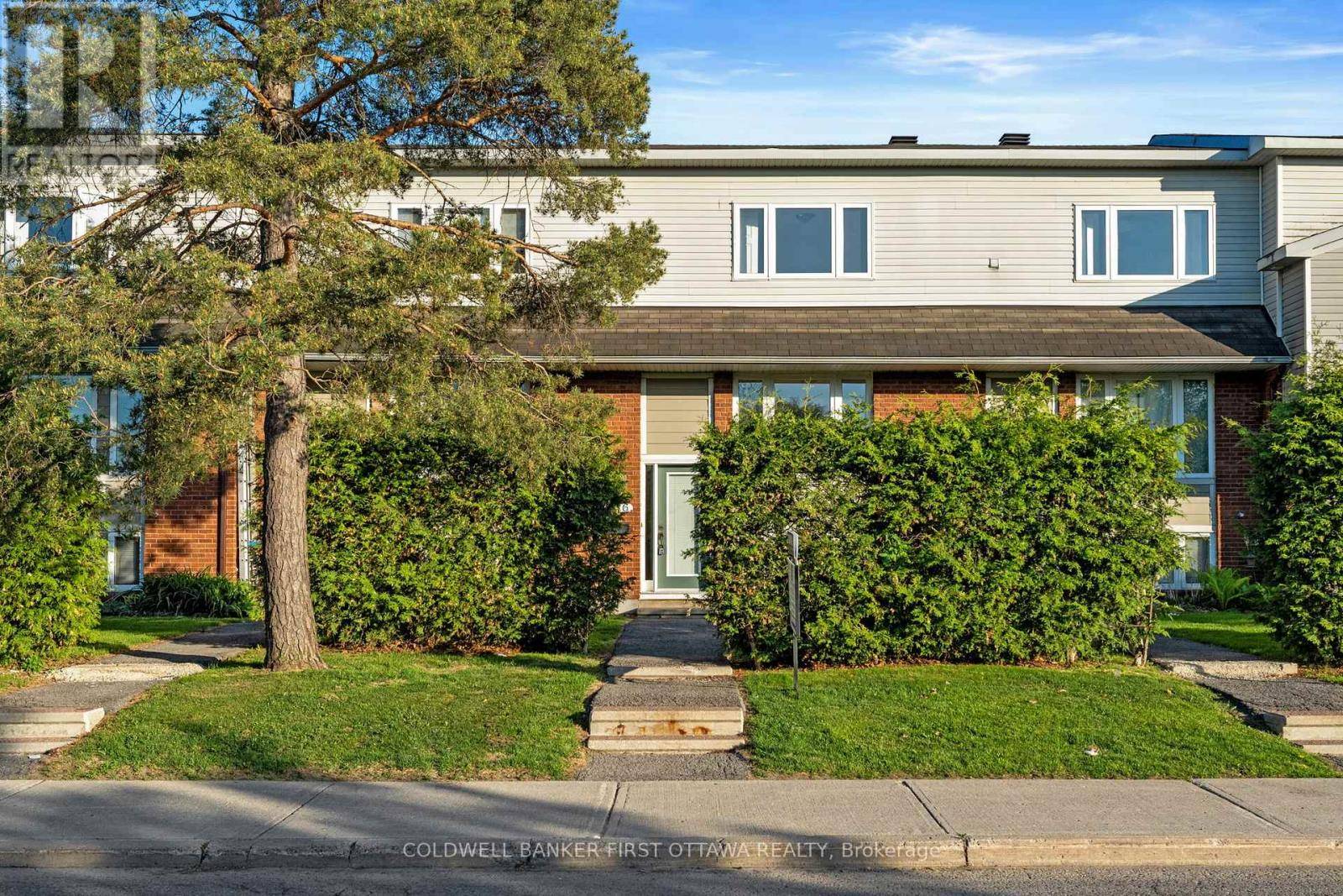 106 MONTEREY DRIVE, Ottawa, ON K2H7A8