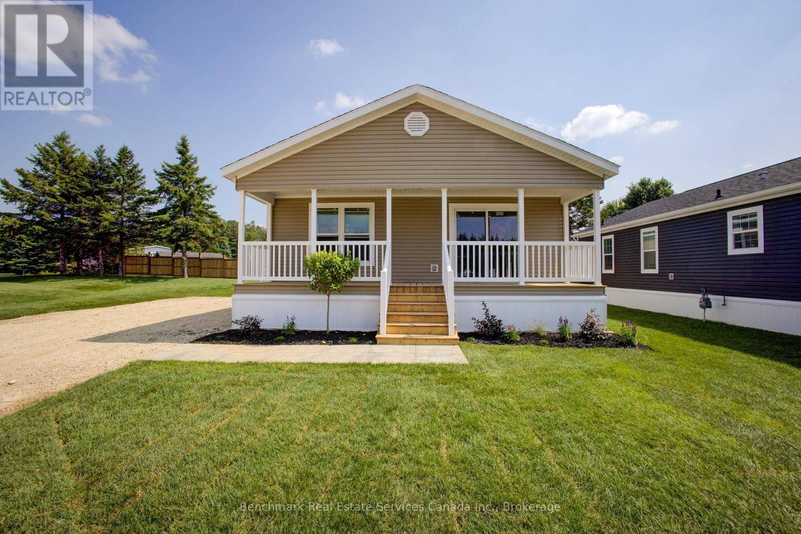 210 SPRUCE DRIVE, West Grey, ON N4N3B8