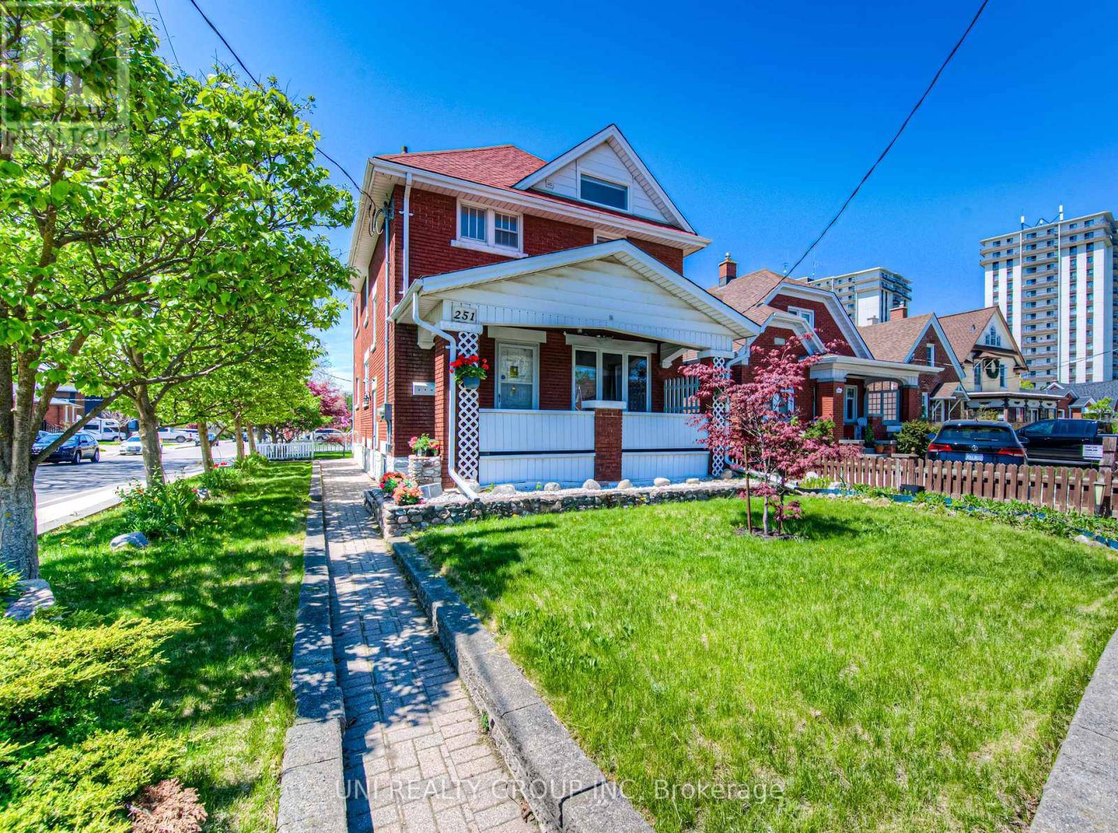 251 MARGARET AVENUE, Kitchener, ON N2H4J6