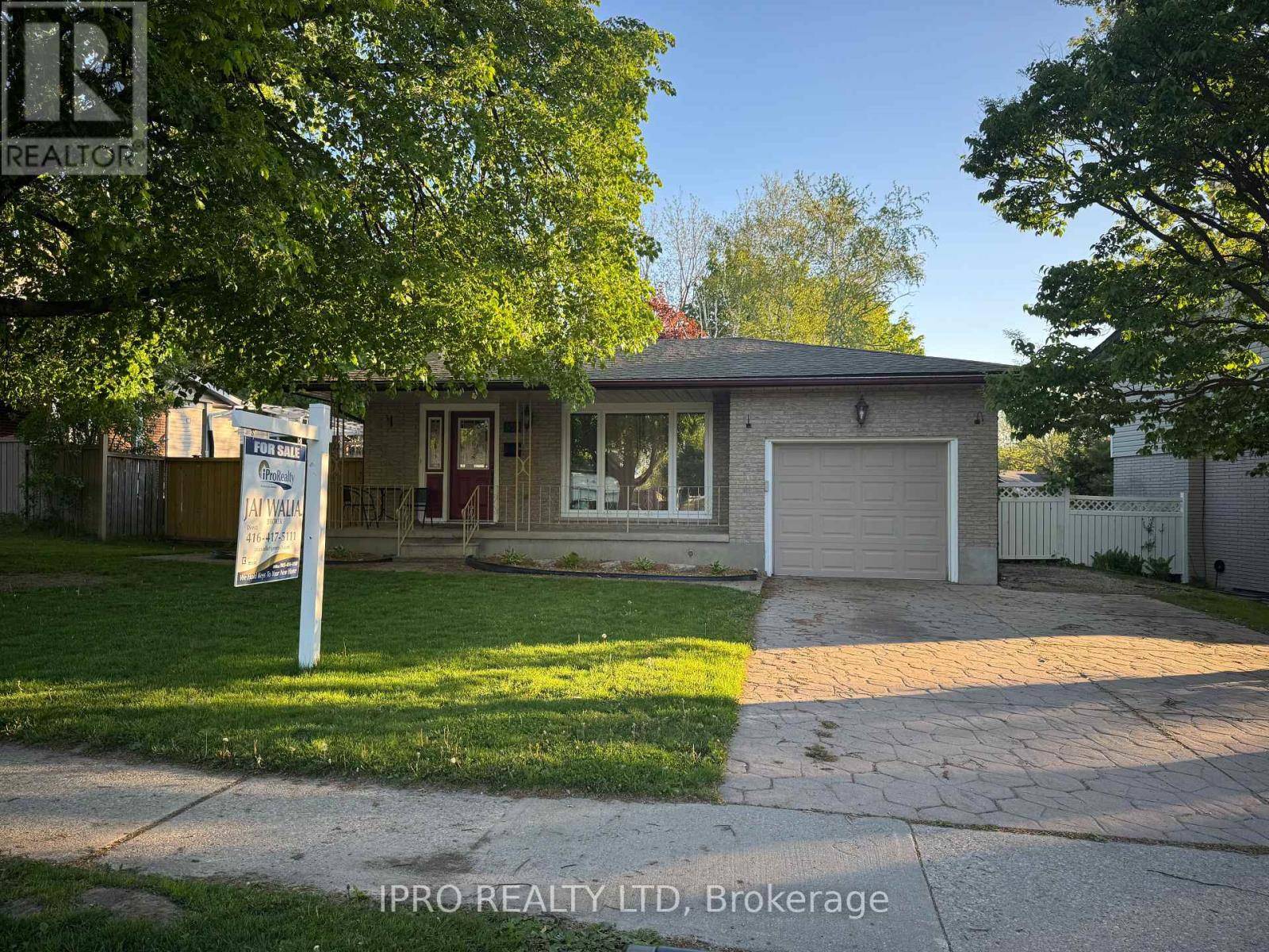 69 RHONDA ROAD S, Guelph (willow West/sugarbush/west Acres), ON N1H6H3
