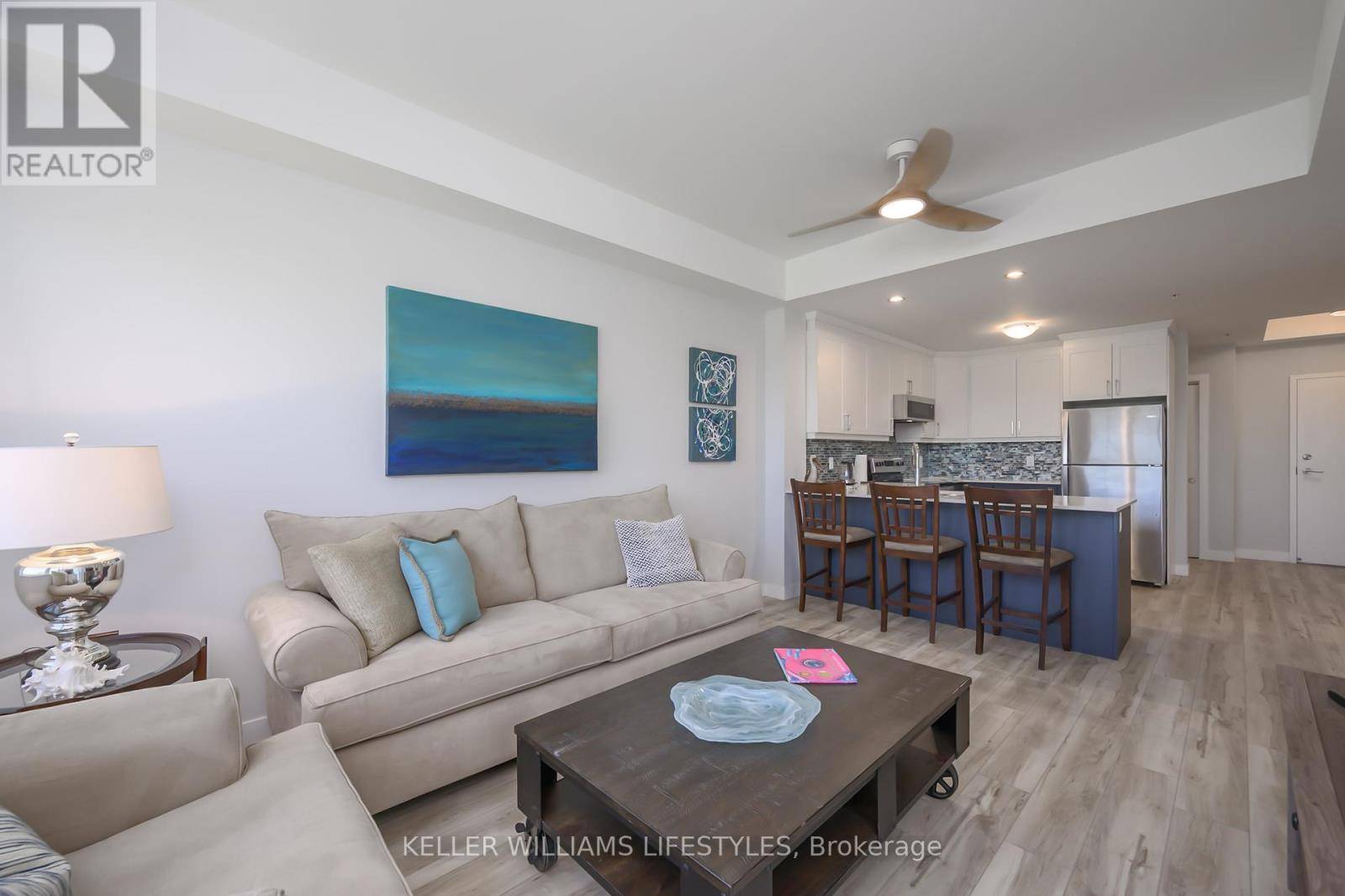 Central Elgin (port Stanley), ON N5L0B7,100 The Promenade ST #401