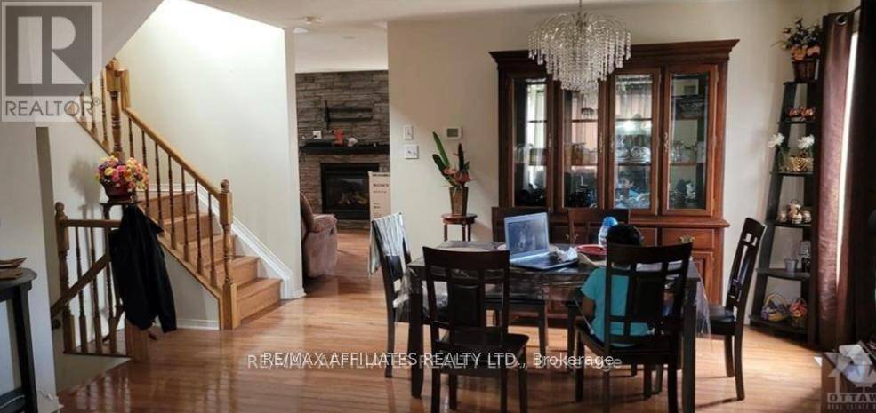 Ottawa, ON K4A4Z9,1040 CAPREOL STREET