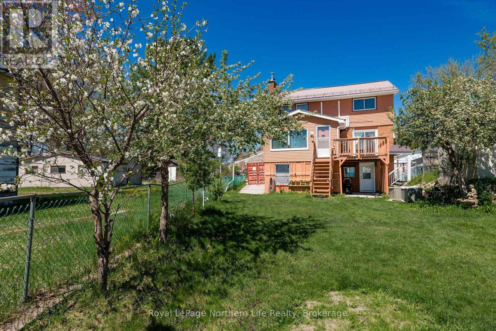 North Bay (ferris), ON P1A2G1,653 LAKESHORE DRIVE