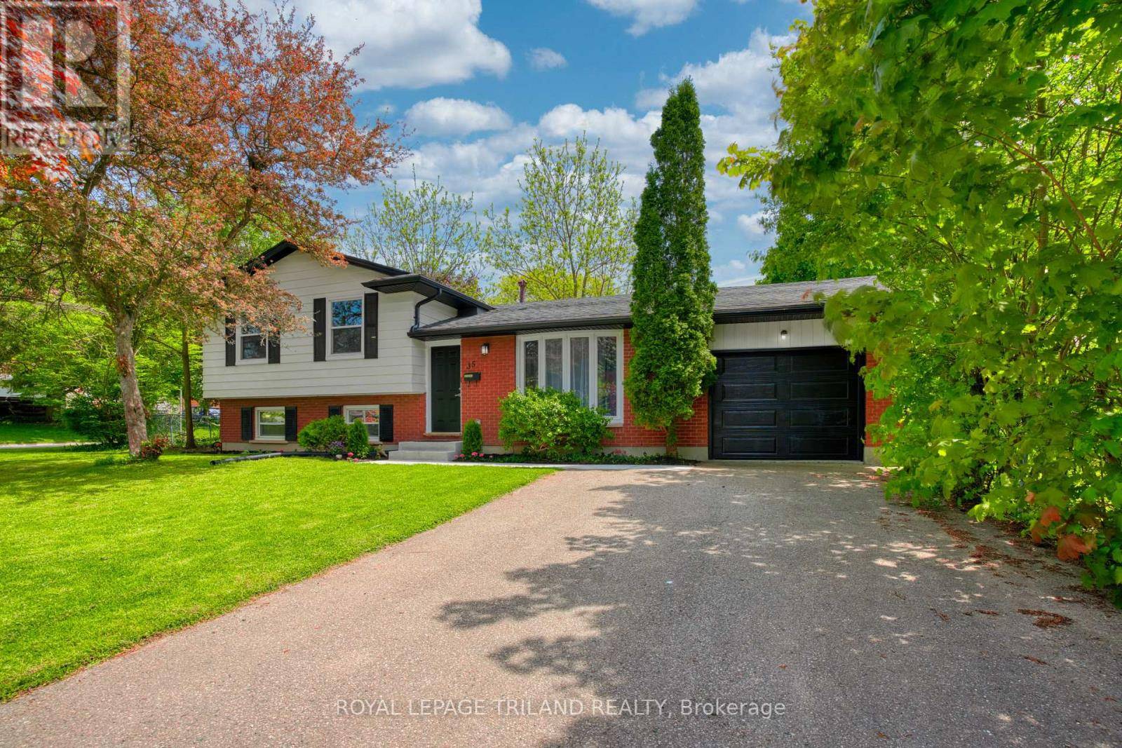 35 ROLLSCOURT GARDENS, London North (north K), ON N6G1L9