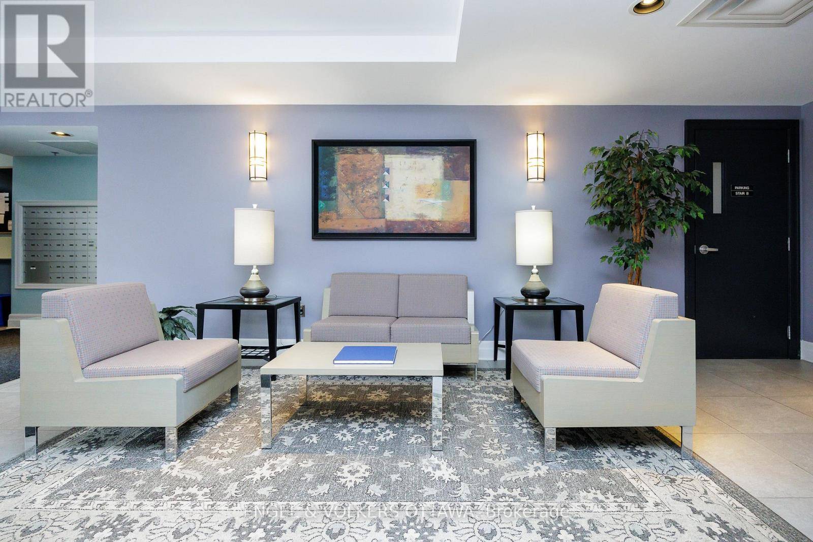 Ottawa, ON K2P0E3,375 Lisgar ST #203