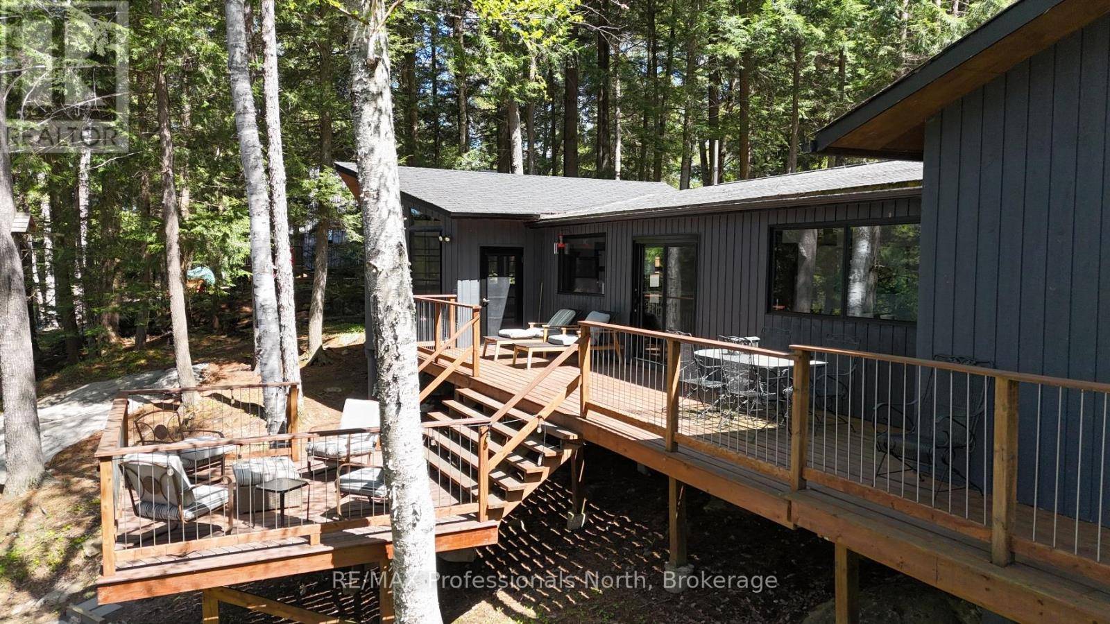 Highlands East (glamorgan), ON K0M1S0,1132 SAPPHIRE (KOSHLONG LAKE) DRIVE