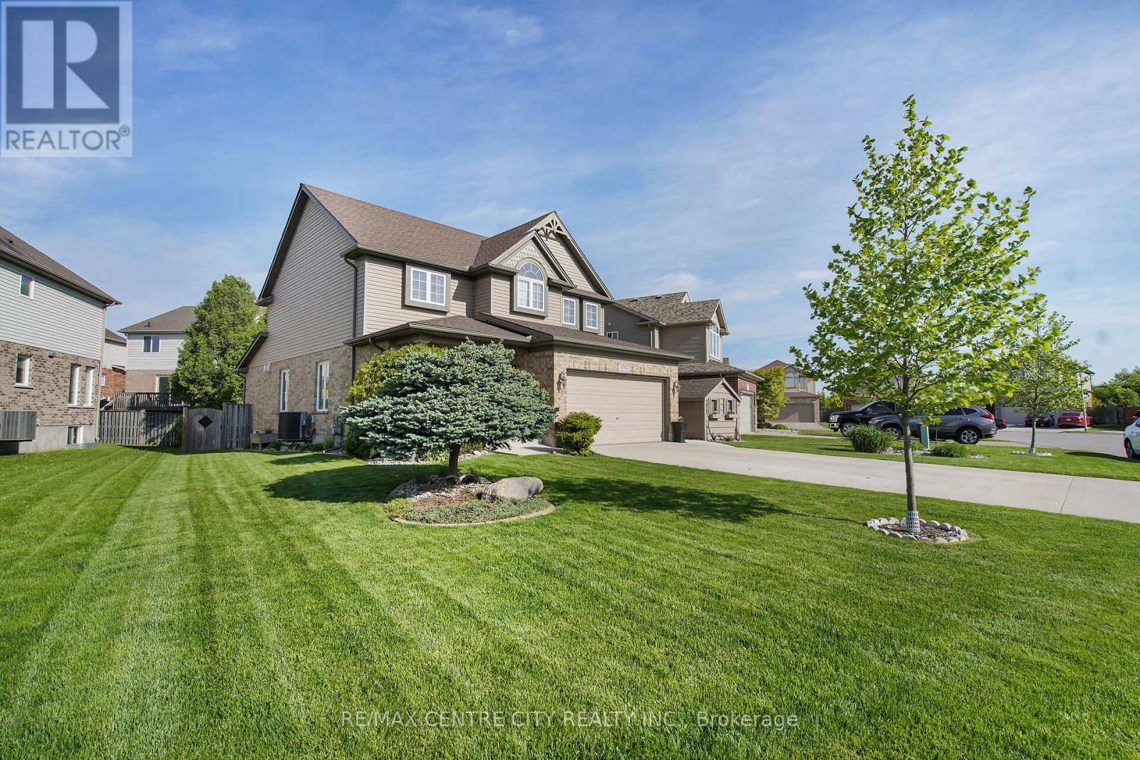 London South (south W), ON N6L0B2,3202 EMILYCARR LANE