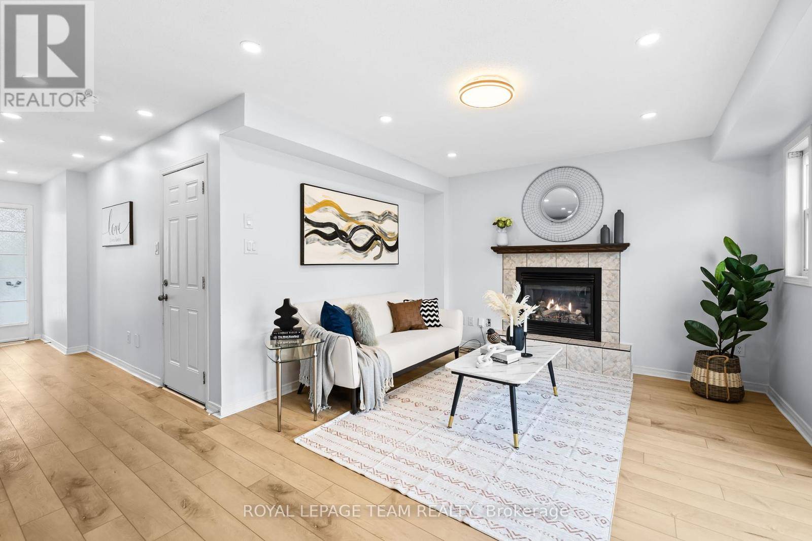 Ottawa, ON K2J0C9,381 MOFFATT POND COURT