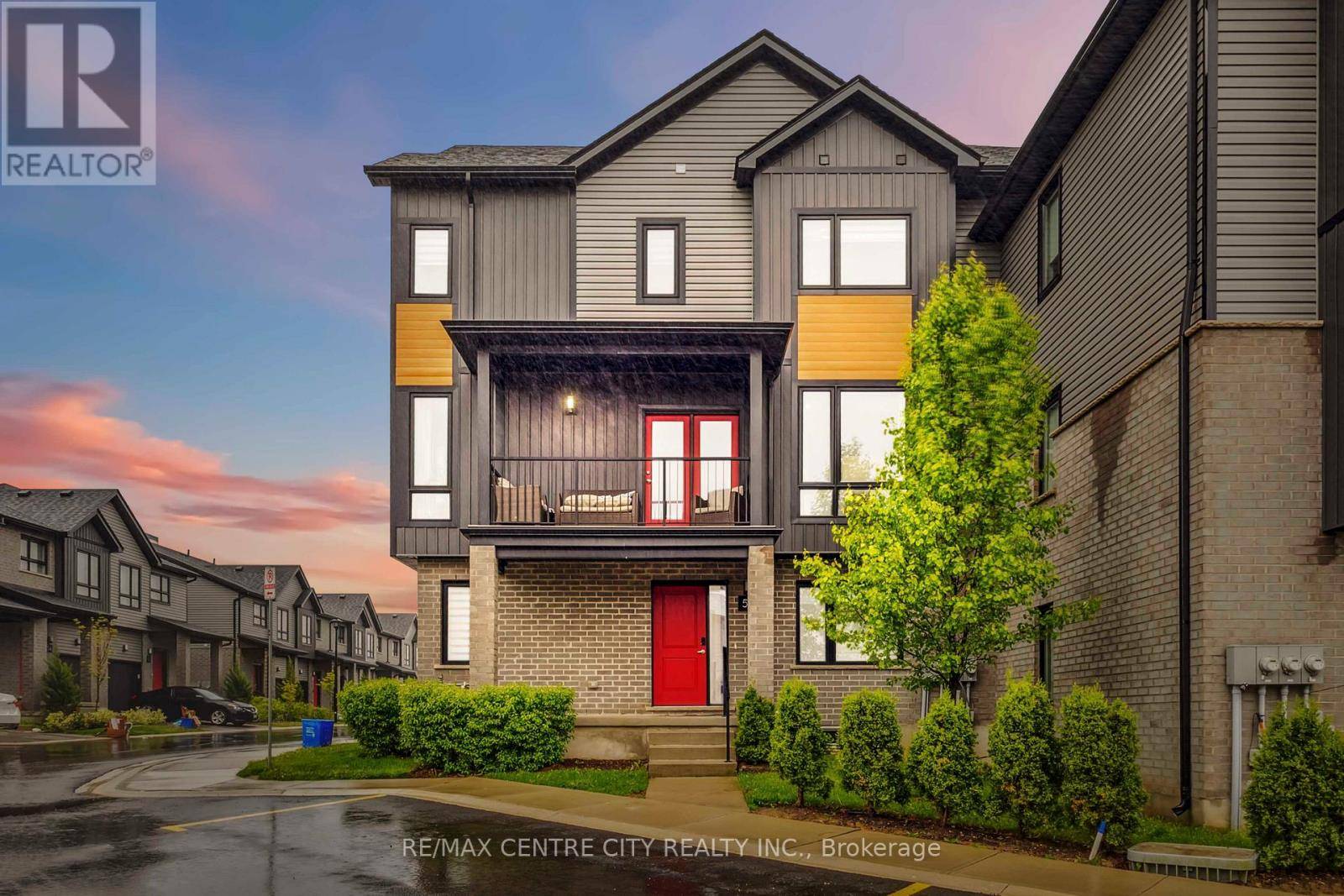 London North (north B), ON N5X0N6,819 Kleinburg DR #59