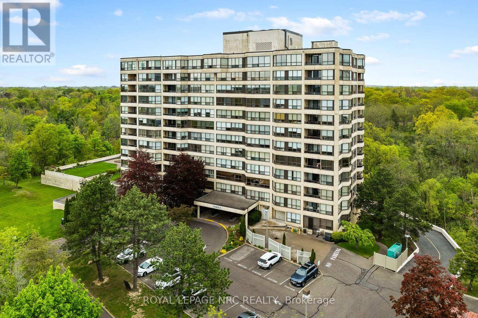 3 Towering Heights BLVD #PH6, St. Catharines (glendale/glenridge), ON L2T4A4