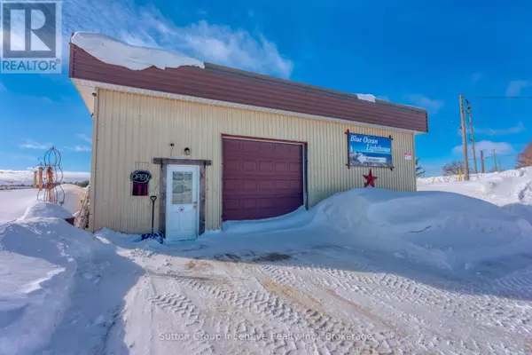 Gravenhurst (muskoka (s)), ON P1P1R1,1676 Winhara RD #Red