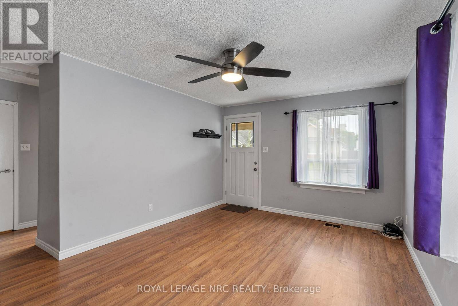 St. Catharines (fairview), ON L2N1B2,4 MOOTE STREET