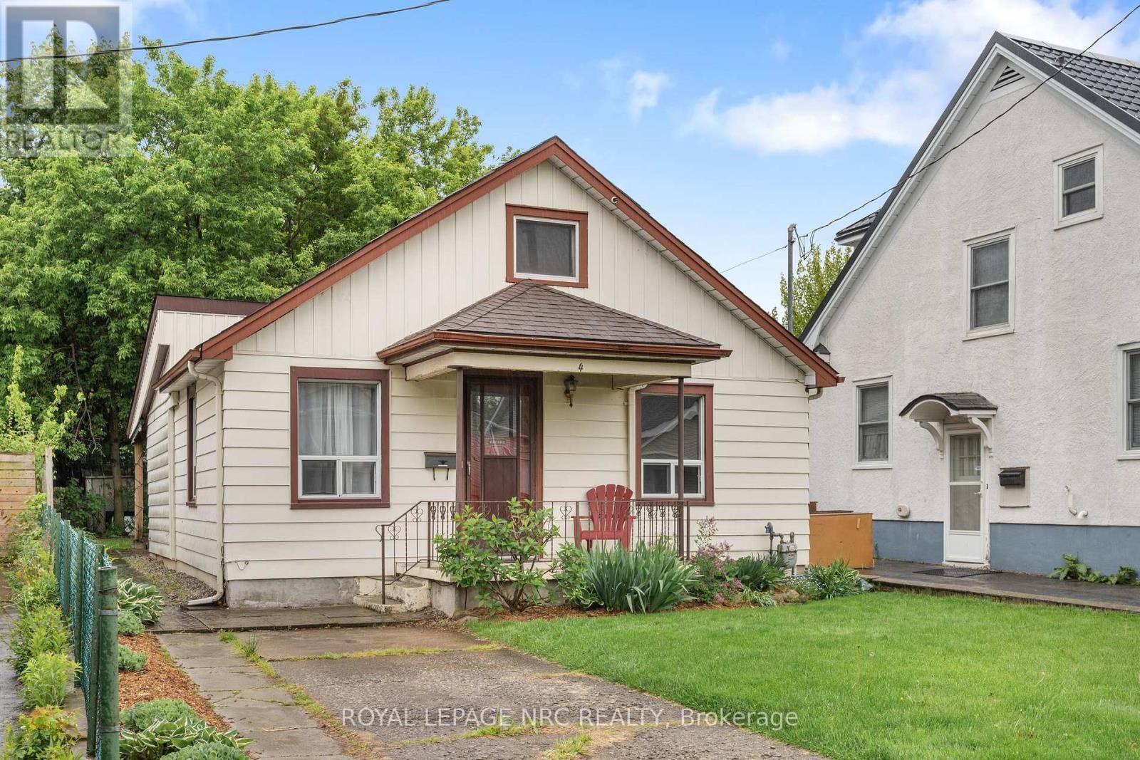 St. Catharines (fairview), ON L2N1B2,4 MOOTE STREET