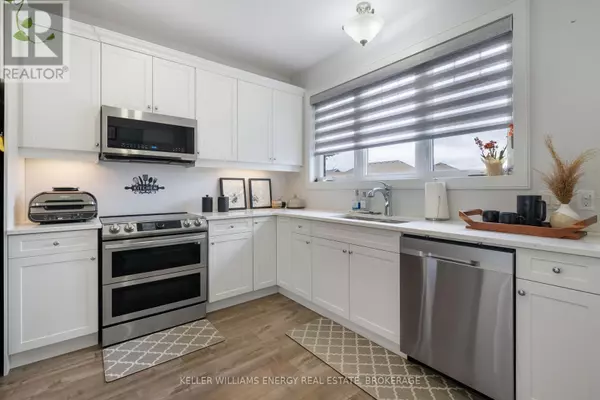 Belleville (belleville Ward), ON K8N0B7,53 MERCEDES DRIVE