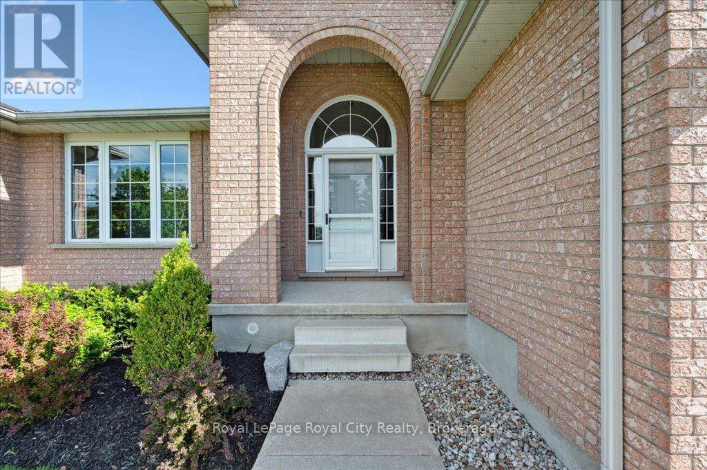 Woolwich, ON N0B2B0,17 ST BONIFACE DRIVE