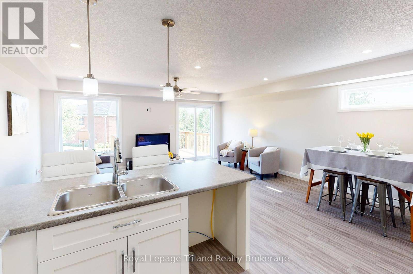 West Perth (mitchell), ON N0K1N0,137 Wimpole ST #Unit A