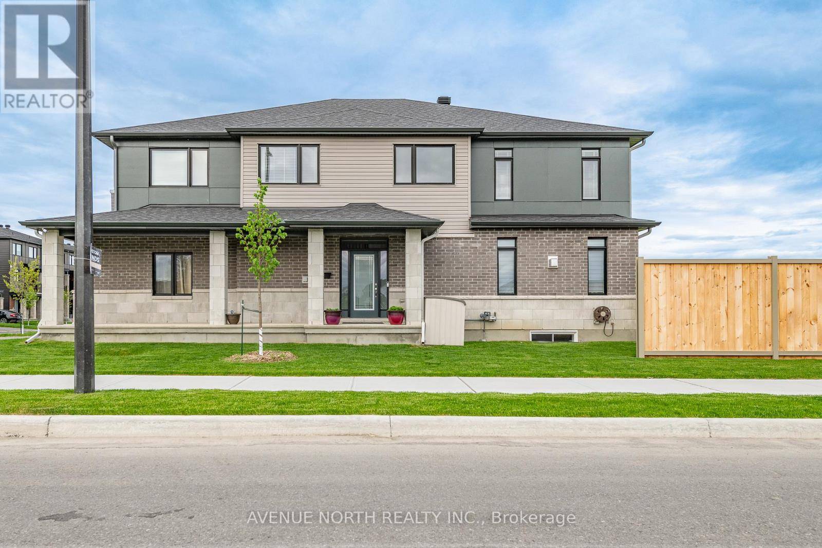 Ottawa, ON K1T0X4,579 TAHOE HEIGHTS