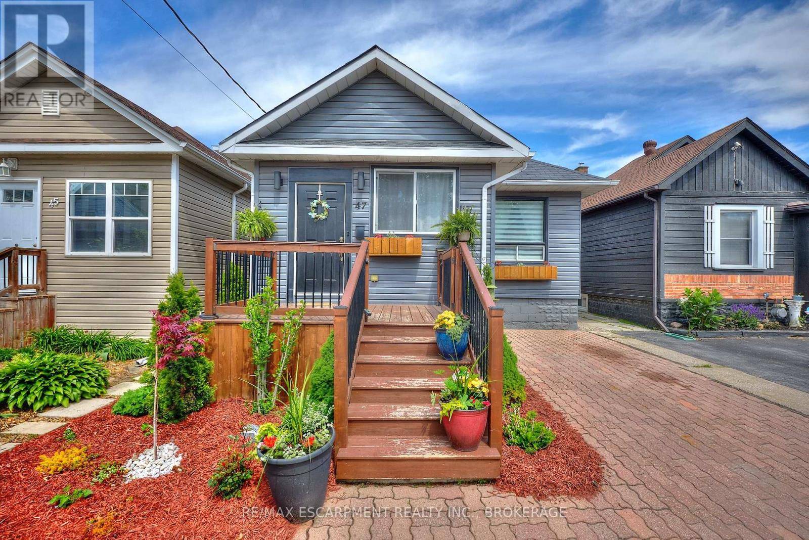 47 LOWELL AVENUE, St. Catharines (downtown), ON L2R2C9