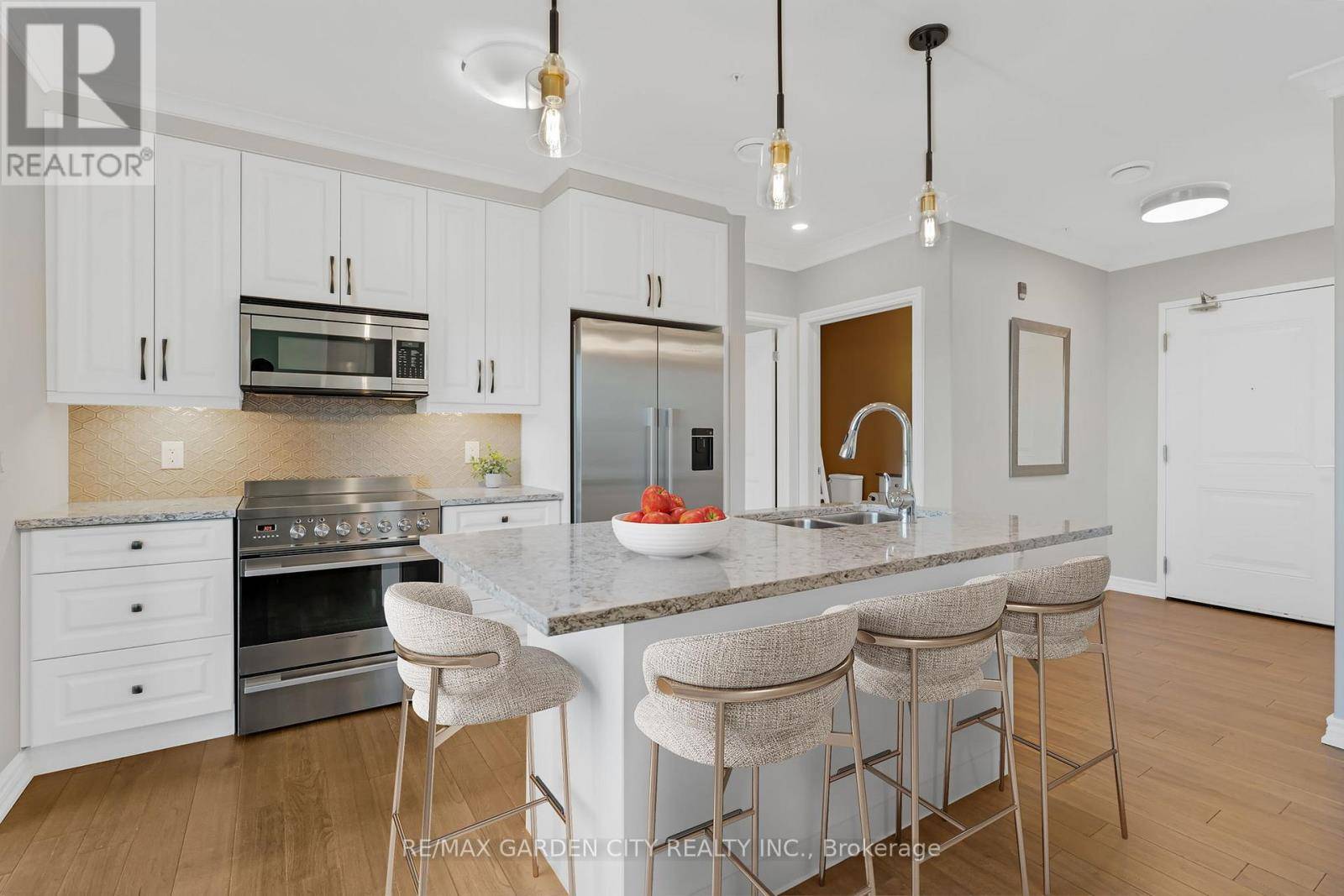 St. Catharines (fairview), ON L2N2A9,16 Wood ST #503