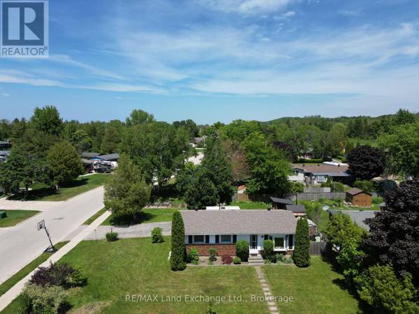 Kincardine, ON N2Z1J2,39 INVERLYN CRESCENT N