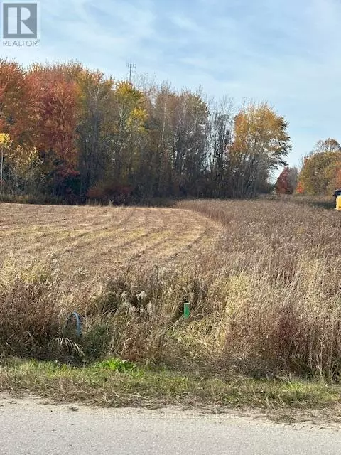 North Huron (wingham), ON N0G2W0,243 ARTHUR STREET