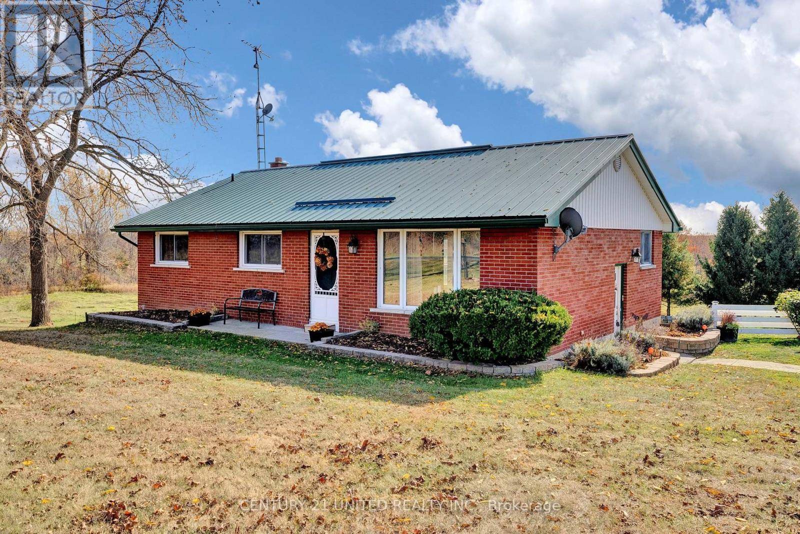 1976 FISH LAKE ROAD, Prince Edward County (sophiasburg Ward), ON K0K1W0