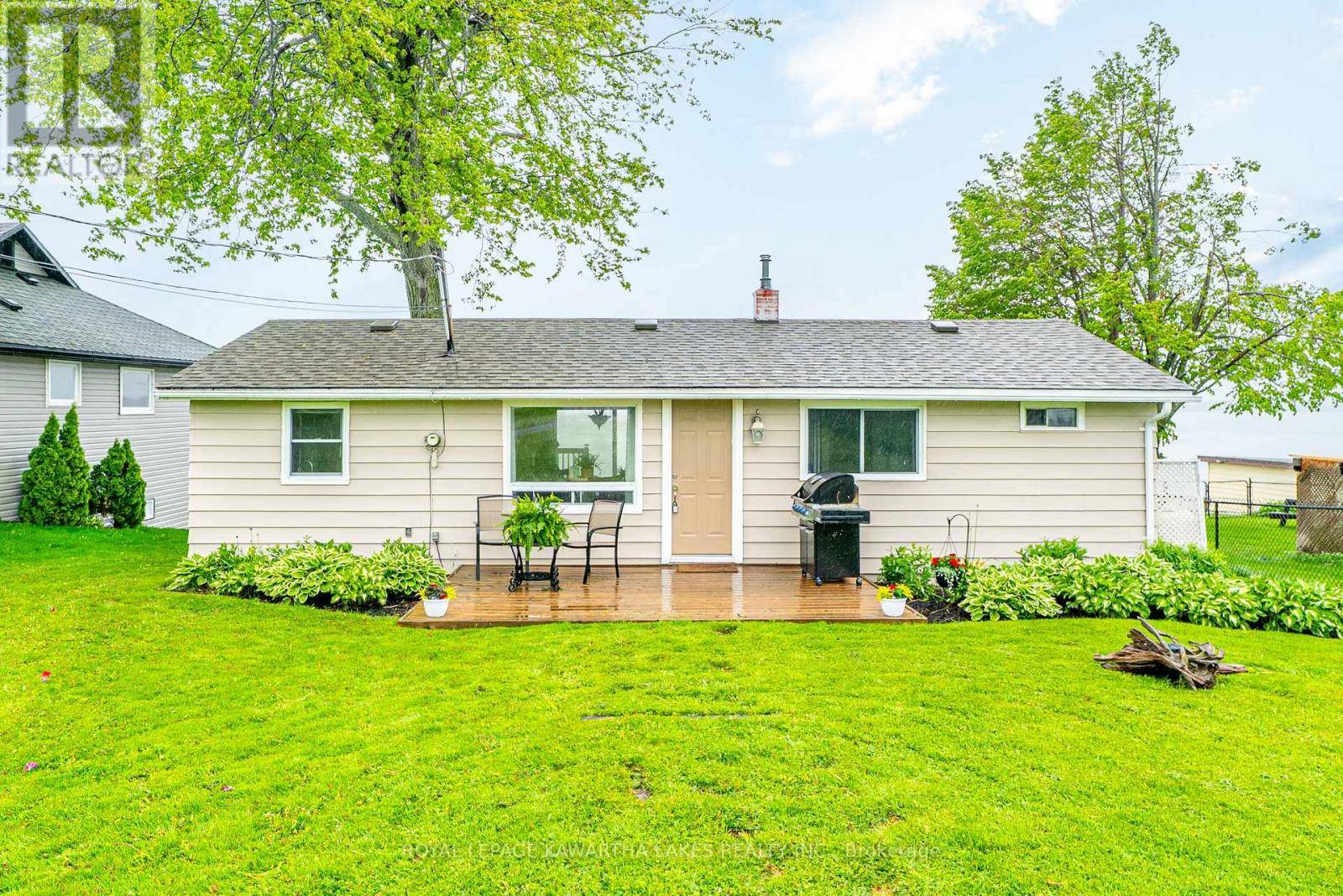Kawartha Lakes (lindsay), ON K9V4R6,215 SNUG HARBOUR ROAD