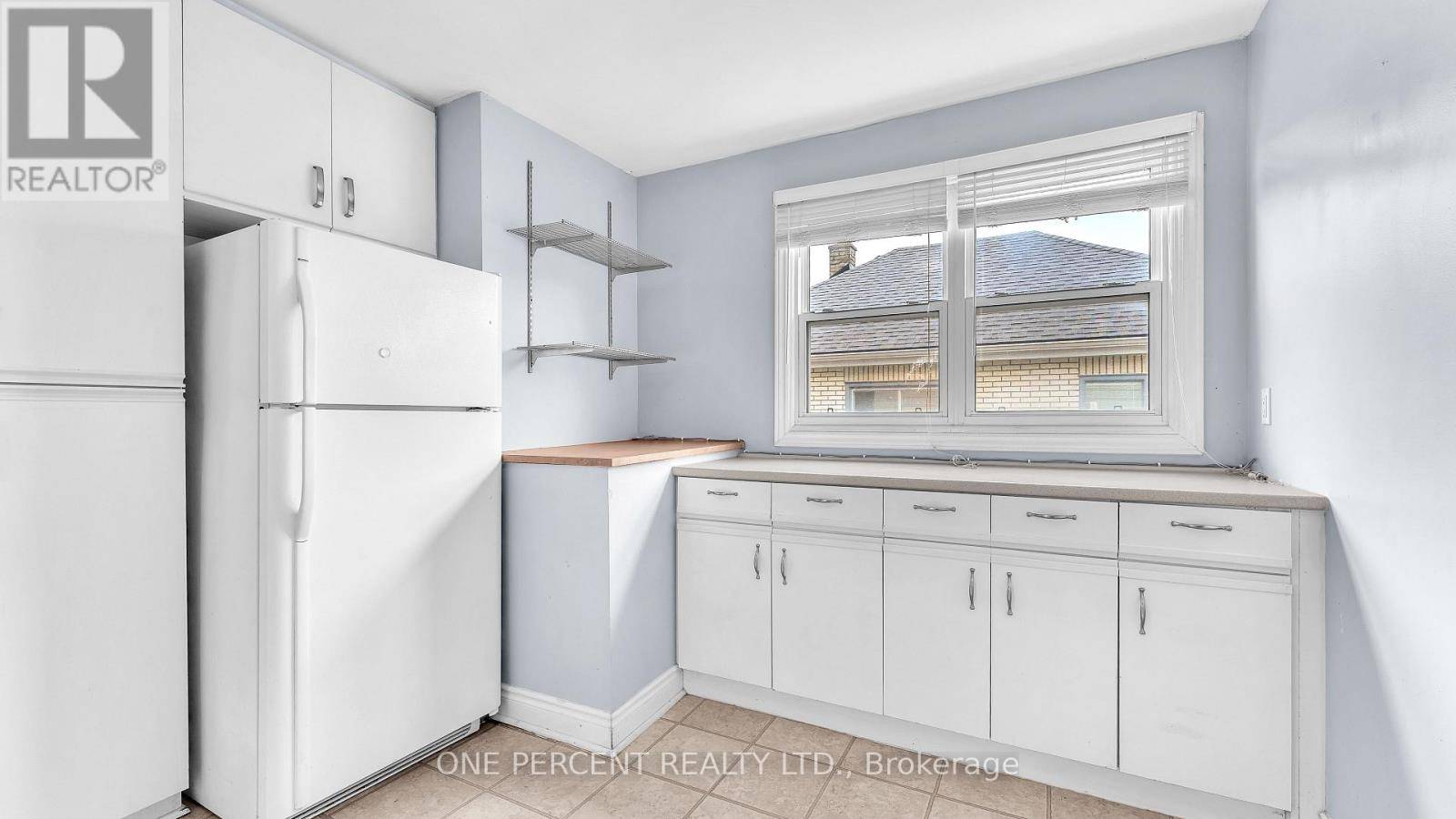 London East (east G), ON N5W3L6,1185 ALBANY STREET