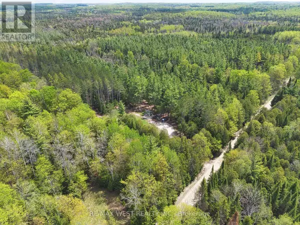 Chatsworth, ON N0H1C0,796331 EAST BACK LINE