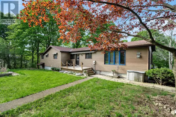 12112C LOYALIST PARKWAY, Prince Edward County (picton Ward), ON K0K2T0