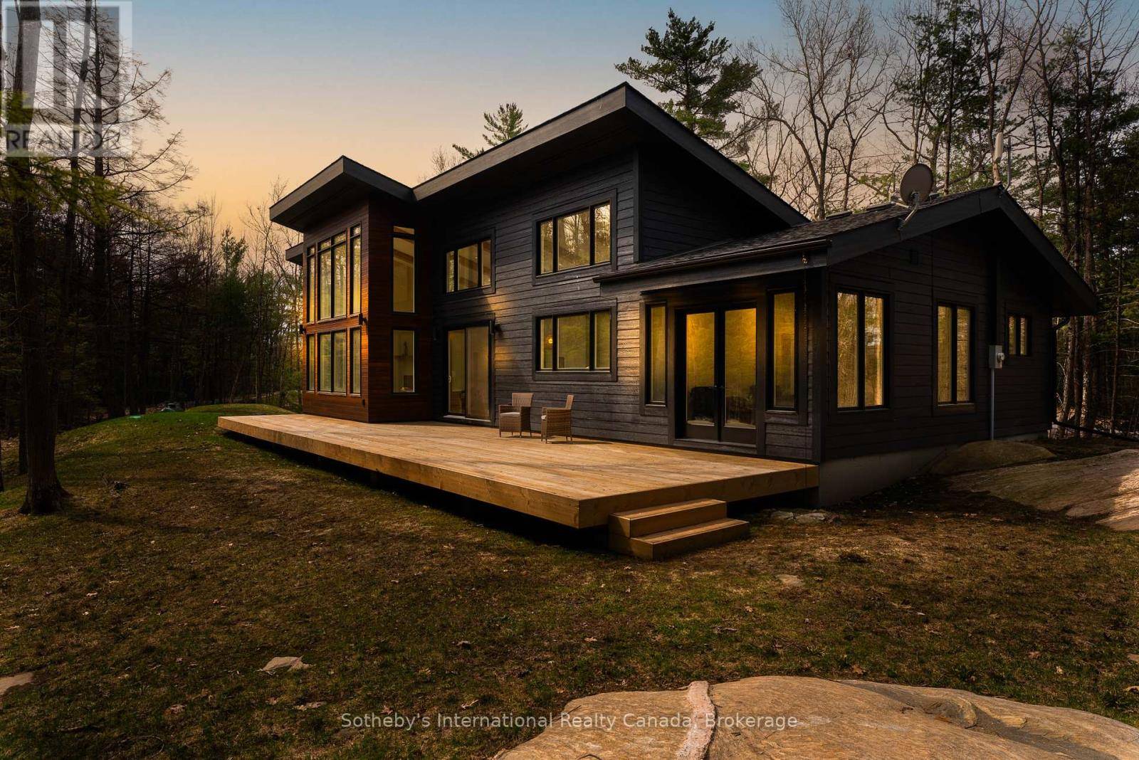 Gravenhurst (morrison), ON P0E1G0,1532 SOUTHWOOD ROAD