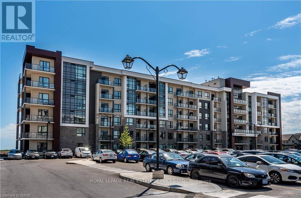Hamilton (stoney Creek), ON L8E0K3,101 Shoreview PL #323